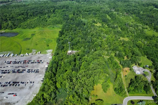 $1,599,999 | 5592 Nancy Avenue, Brewerton, NY 13029