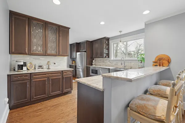 $599,000 | 4136 Raymond Avenue, Brookfield, IL 60513