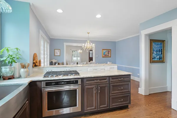 $599,000 | 4136 Raymond Avenue, Brookfield, IL 60513