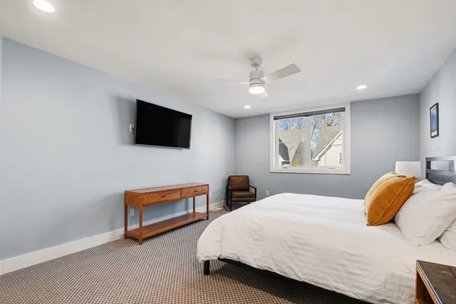 $795,000 | 1253 Echoes Circle, South Bend, IN 46617