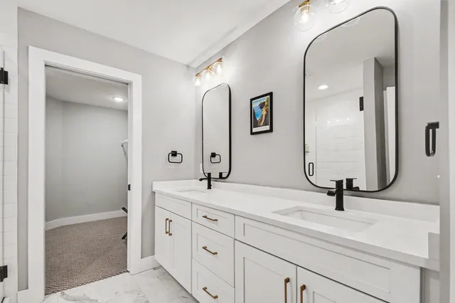 $795,000 | 1253 Echoes Circle, South Bend, IN 46617