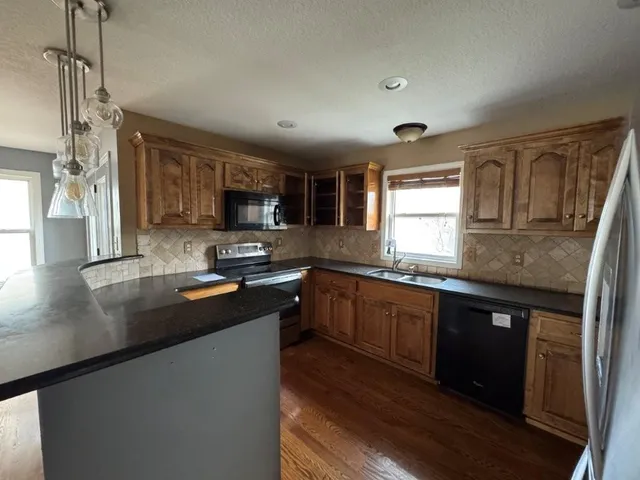 $335,000 | 2200 Northwest Harbor Place, Blue Springs, MO 64015