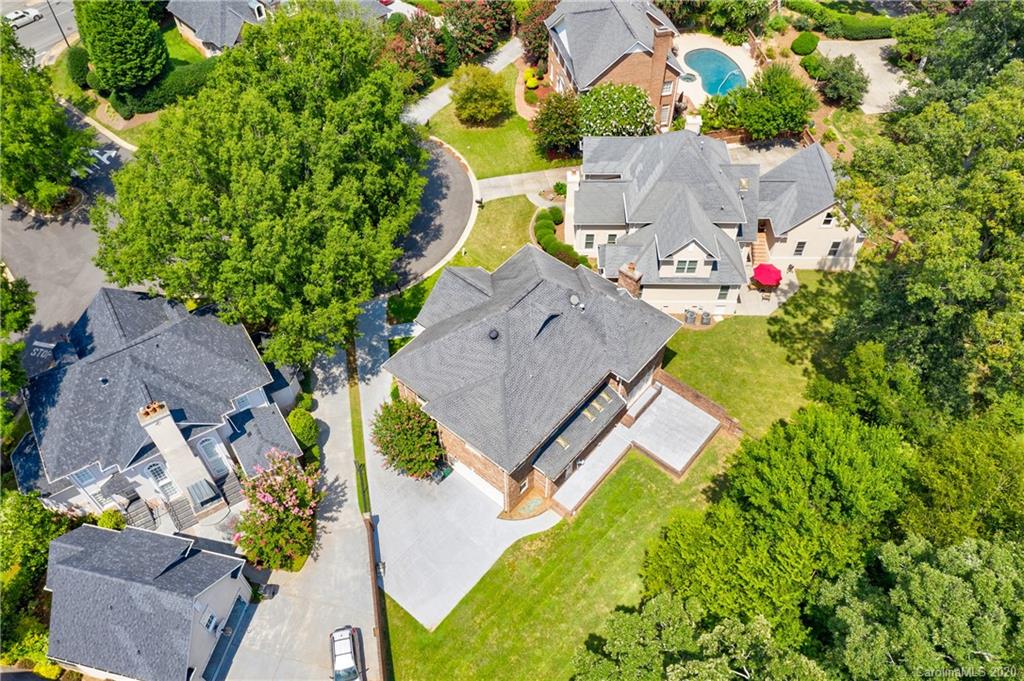 5718 Randolph Road Charlotte, NC 28270 - Photo 2 of 48 Gallery Image 2