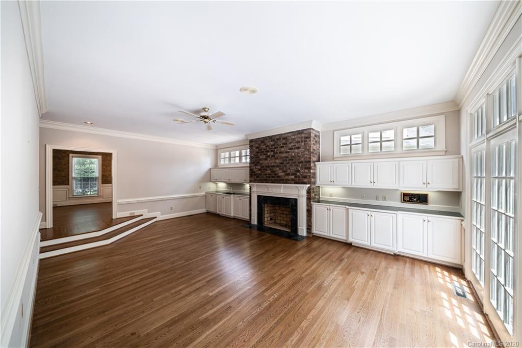 5718 Randolph Road Charlotte, NC 28270 - Photo 15 of 48 Gallery Image 15