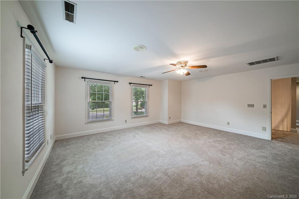 5718 Randolph Road Charlotte, NC 28270 - Photo 28 of 48 Gallery Image 28
