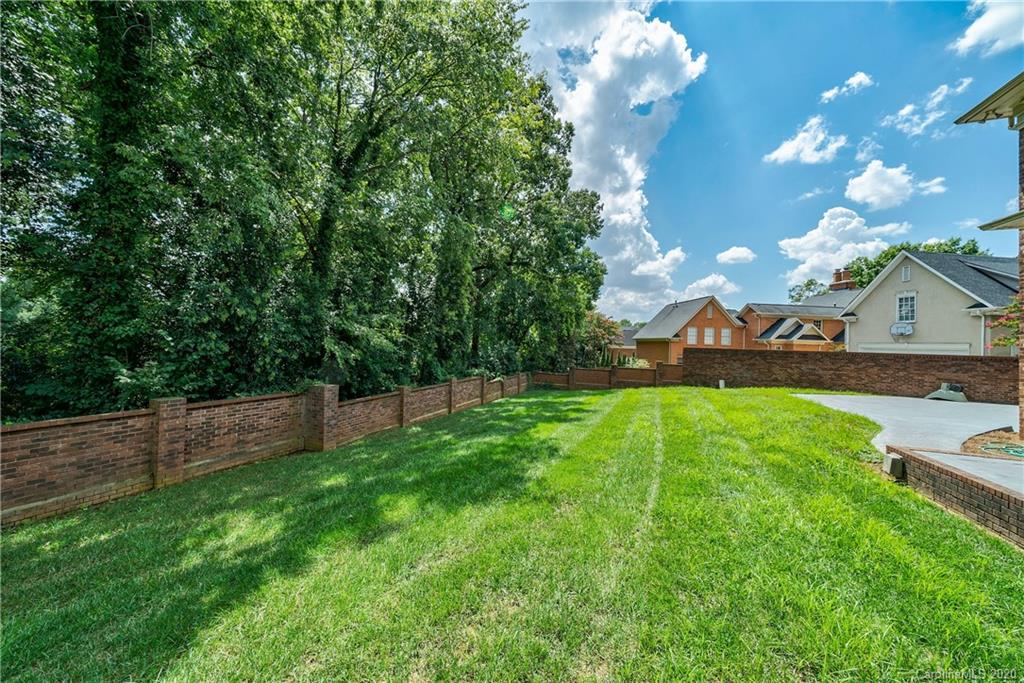 5718 Randolph Road Charlotte, NC 28270 - Photo 37 of 48 Gallery Image 37