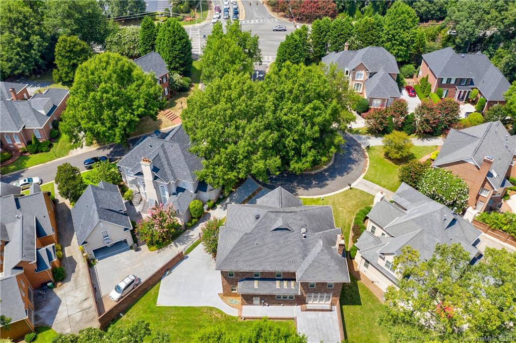 5718 Randolph Road Charlotte, NC 28270 - Photo 6 of 48 Gallery Image 6