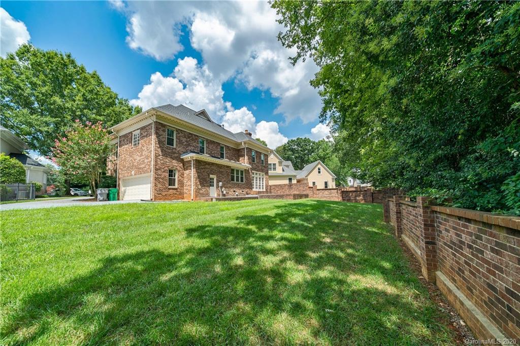 5718 Randolph Road Charlotte, NC 28270 - Photo 7 of 48 Gallery Image 7