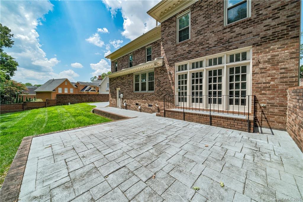 5718 Randolph Road Charlotte, NC 28270 - Photo 8 of 48 Gallery Image 8