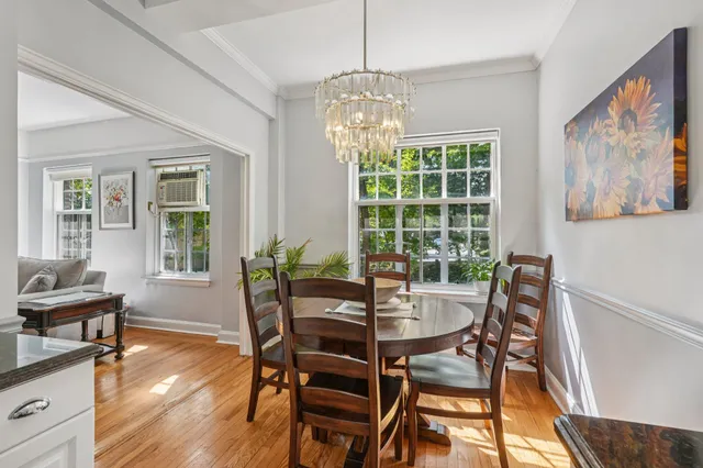 $388,800 | 160 Middle Neck Road, Unit 2C, Great Neck, NY 11021