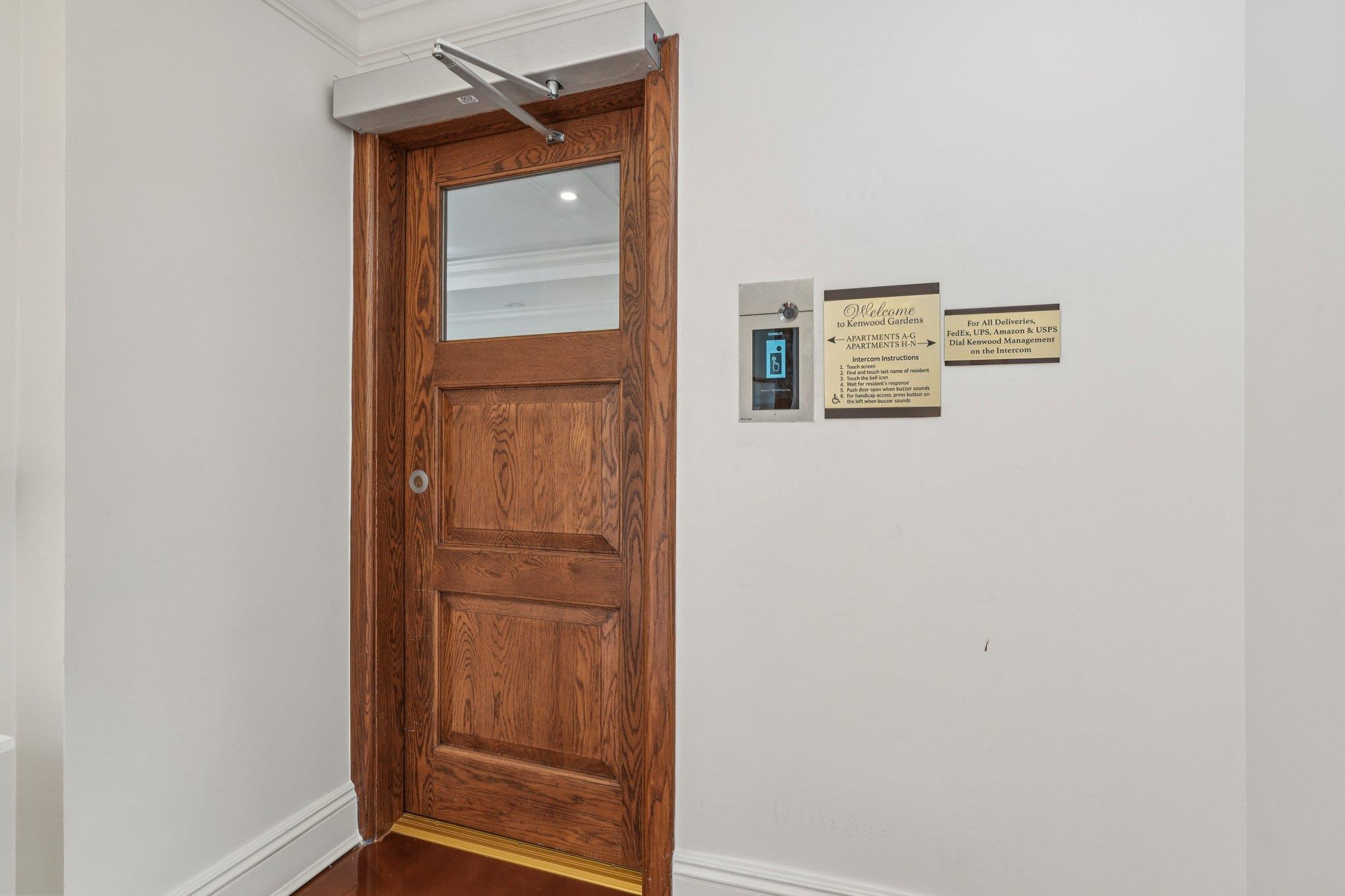 160 Middle Neck Road, Unit 2C Great Neck, NY 11021 - Photo 4 of 28 Building entry Keypad