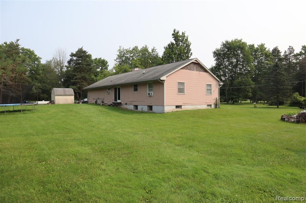 3311 Brewer Road Howell, MI 48855 - Photo 3 of 23