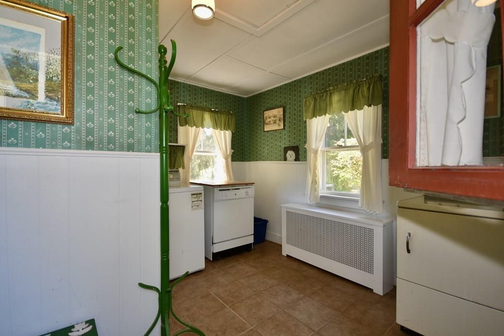 74 Acushnet Road Mattapoisett, MA 02739 - Photo 14 of 30 Gallery Image 14