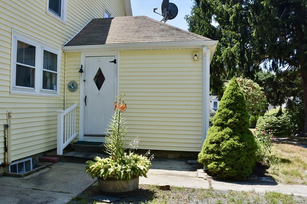 74 Acushnet Road Mattapoisett, MA 02739 - Photo 29 of 30 Gallery Image 29