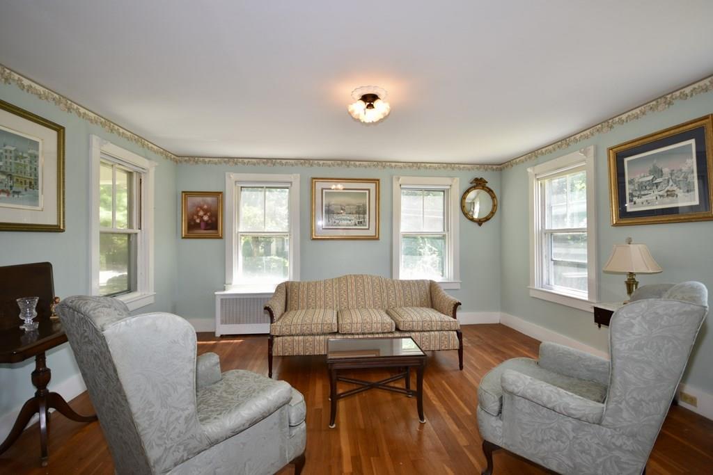 74 Acushnet Road Mattapoisett, MA 02739 - Photo 9 of 30 Gallery Image 9