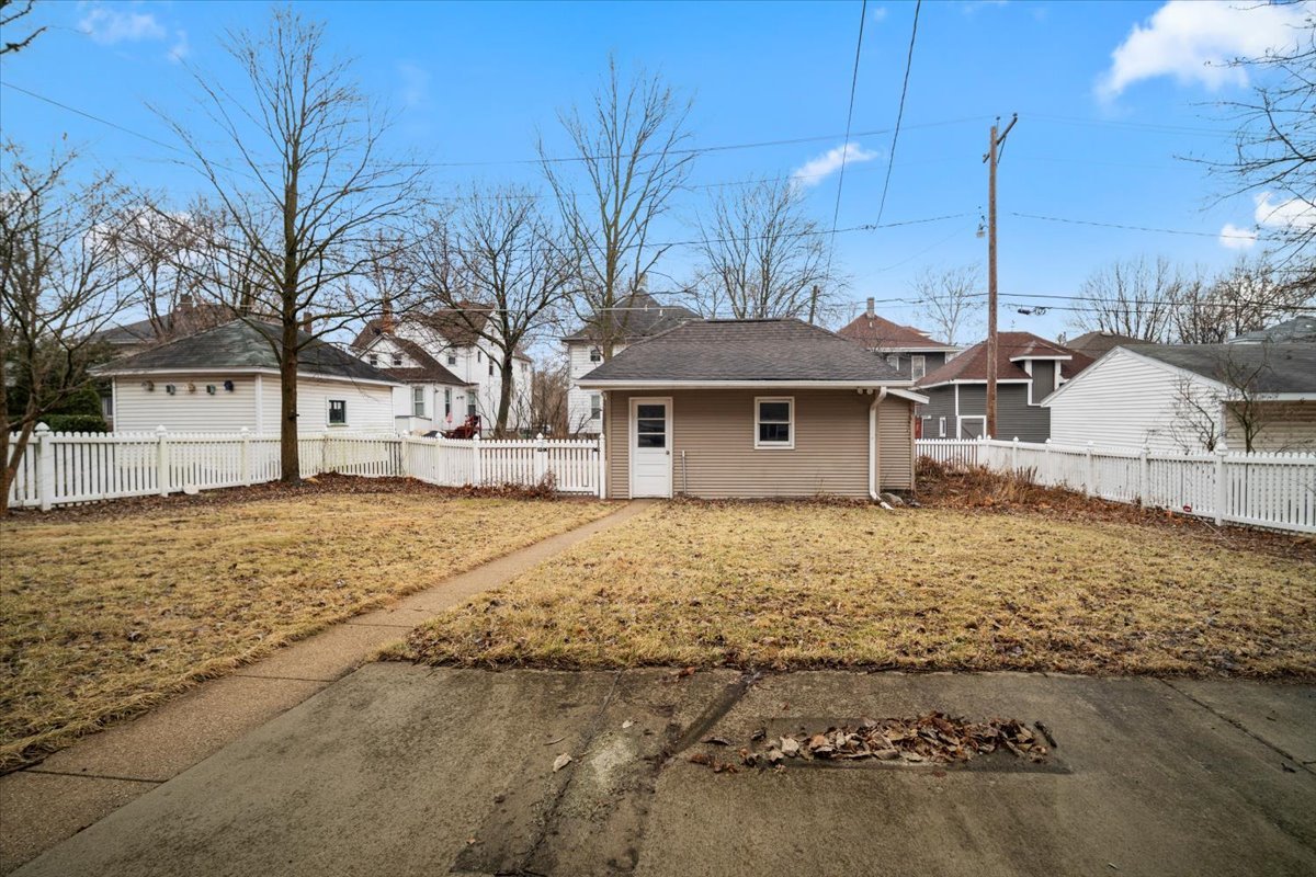 6 White Place Bloomington, IL 61701 - Photo 27 of 28