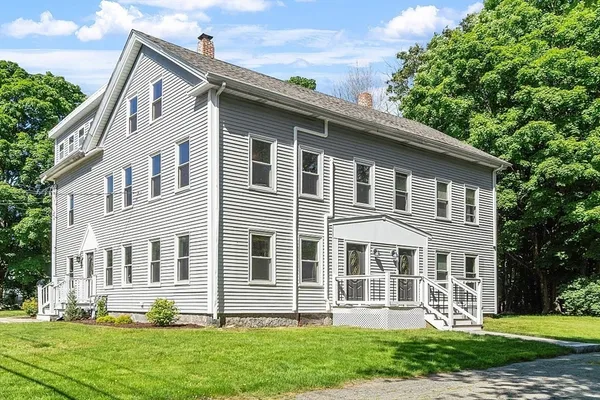 $419,000 | 51 School Street, Unit 3, Upton, MA 01568