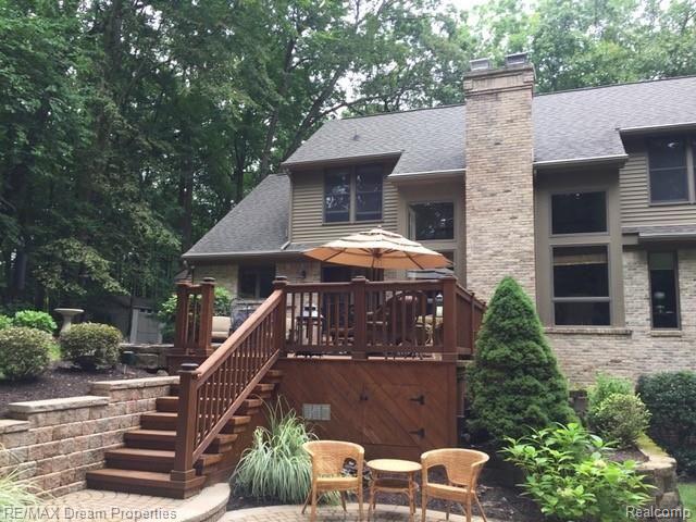 555 Scottshill Road Milford, MI 48381 - Photo 18 of 21 IMG_0629.jpeg
