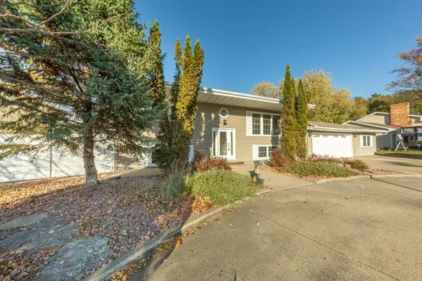 $699,900 | 1250 13th Street Northwest, New Brighton, MN 55112