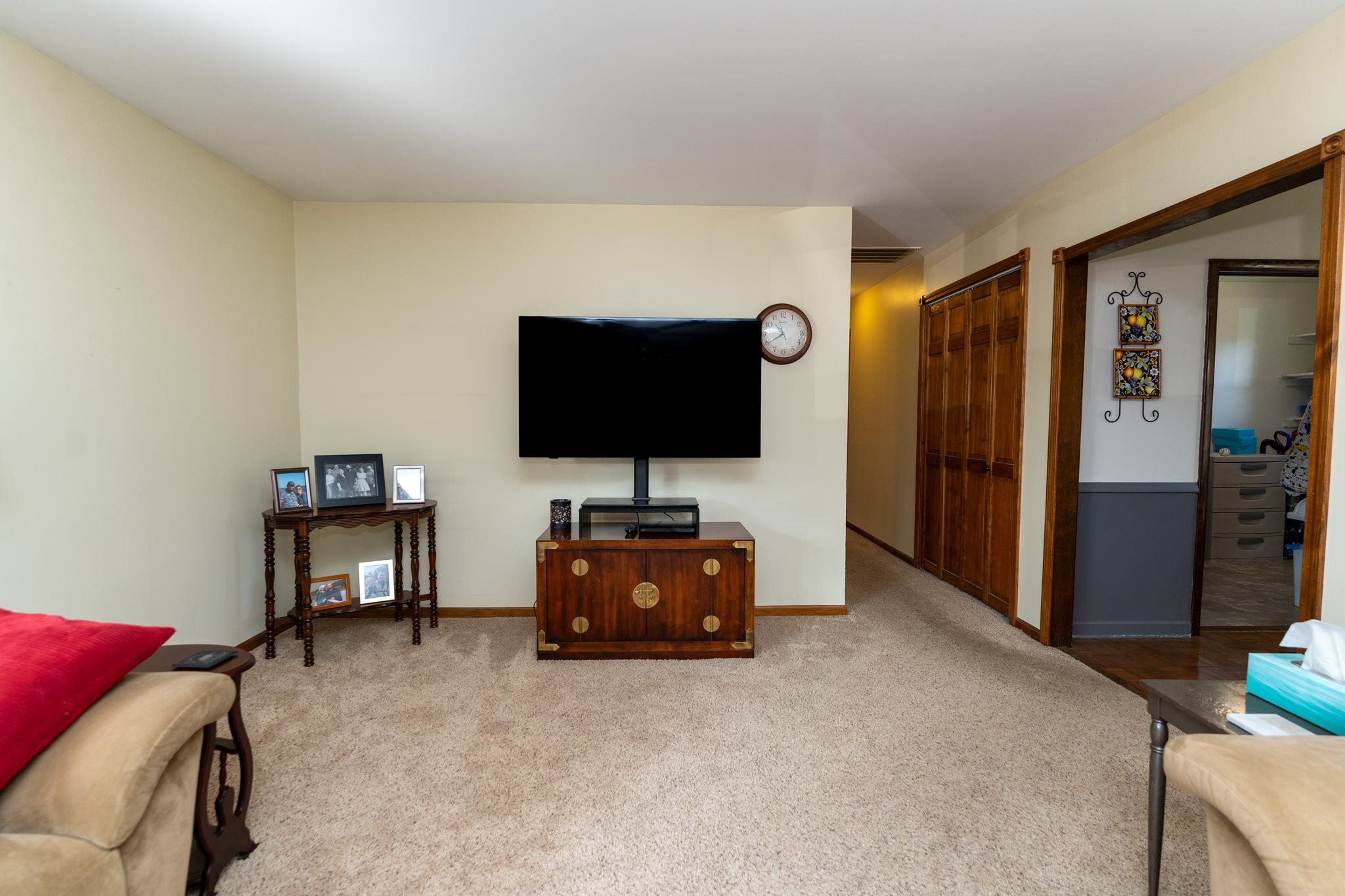 5097 East Surrey Road Clare, MI 48617 - Photo 43 of 53 1938531-c11dbd92-df6f-4da0-9816-4bd205615ae9.JPG
