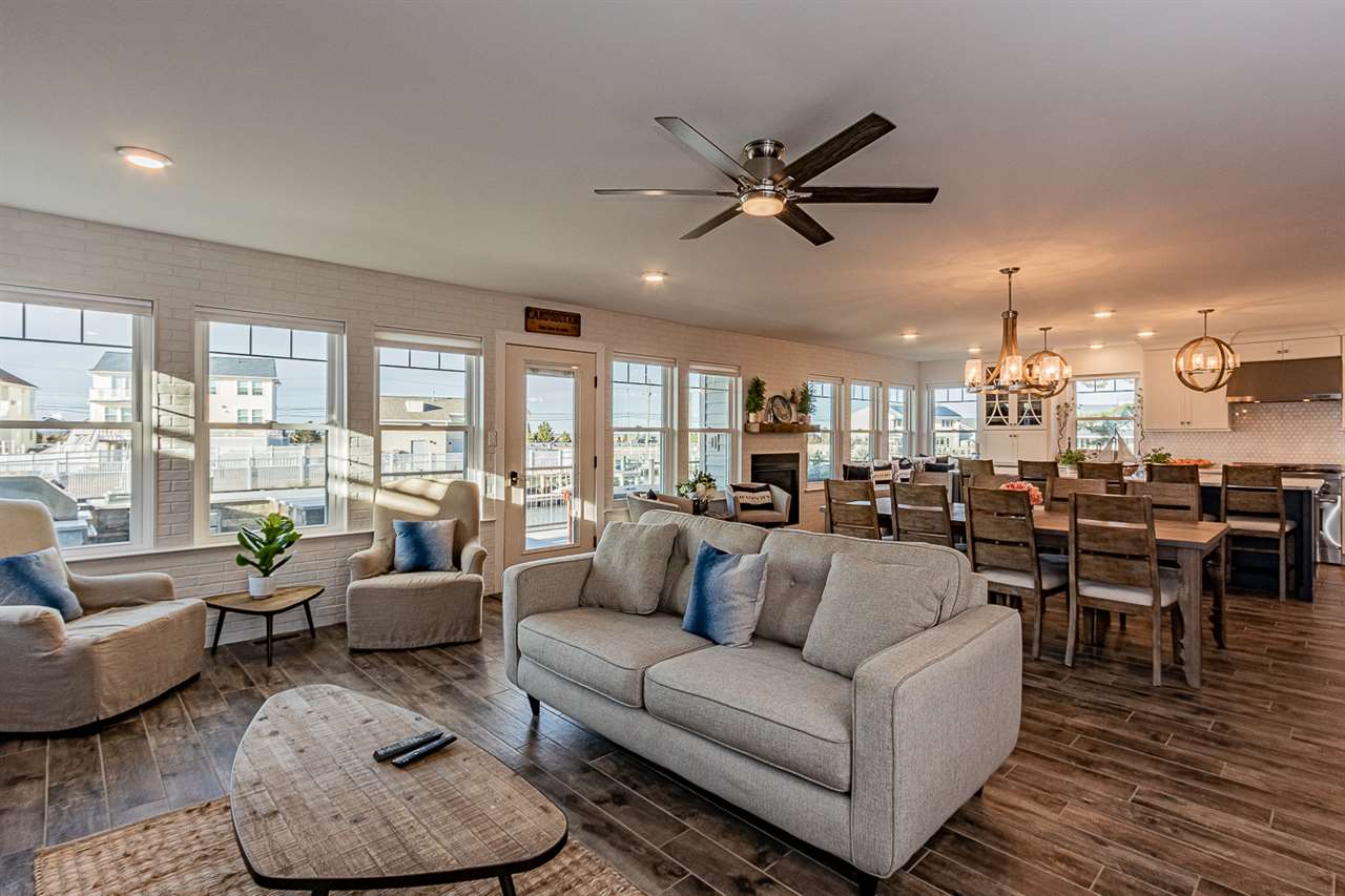 41 Sunset Egg Harbor Township, NJ 08234 - Photo 11 of 46