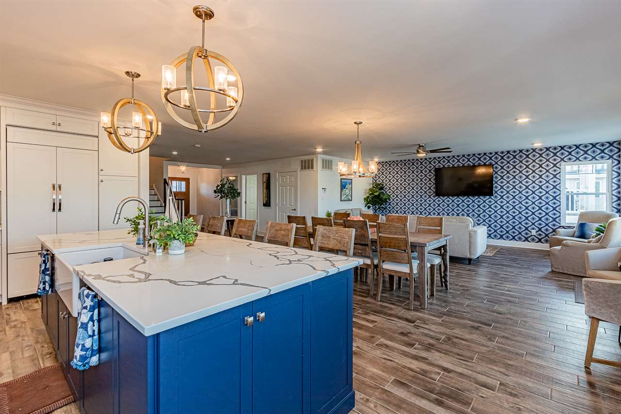 41 Sunset Egg Harbor Township, NJ 08234 - Photo 3 of 46