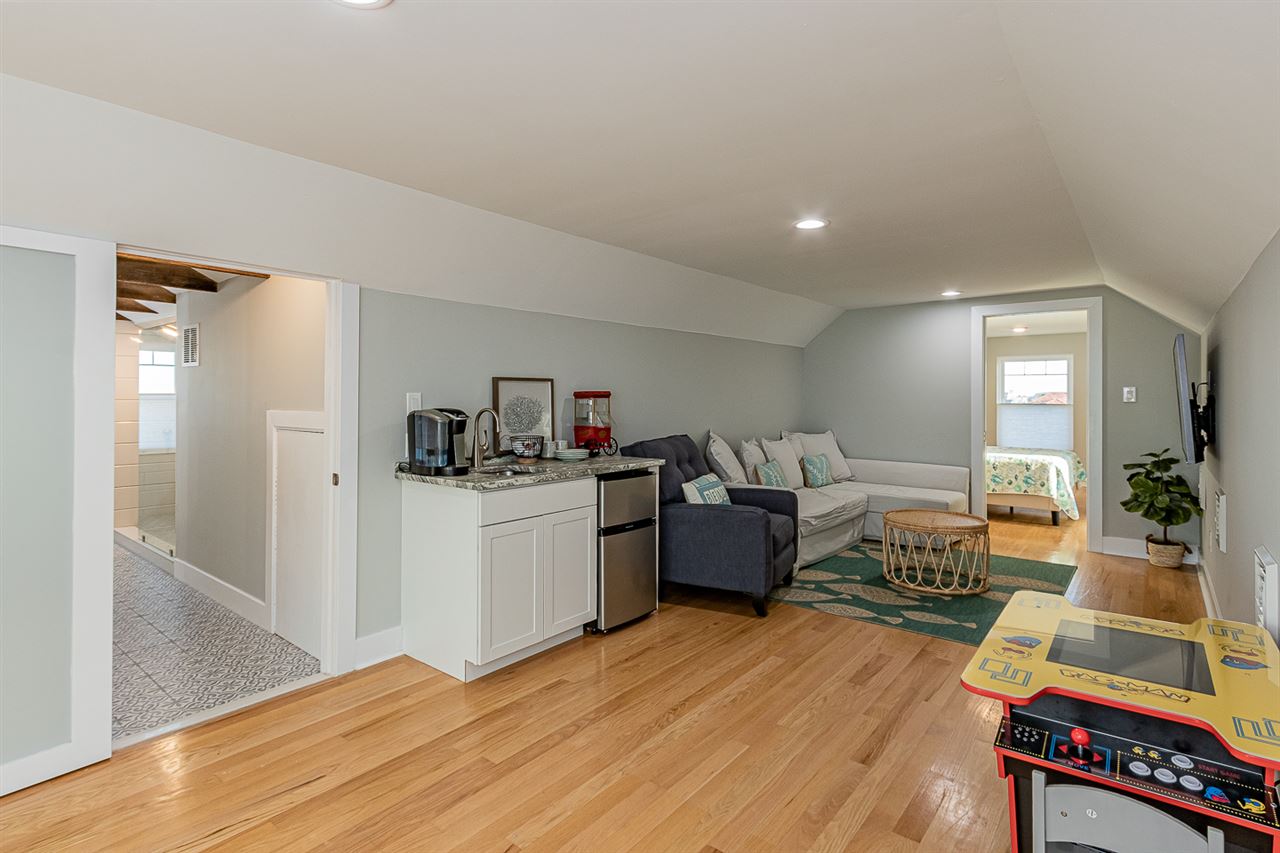 41 Sunset Egg Harbor Township, NJ 08234 - Photo 27 of 46