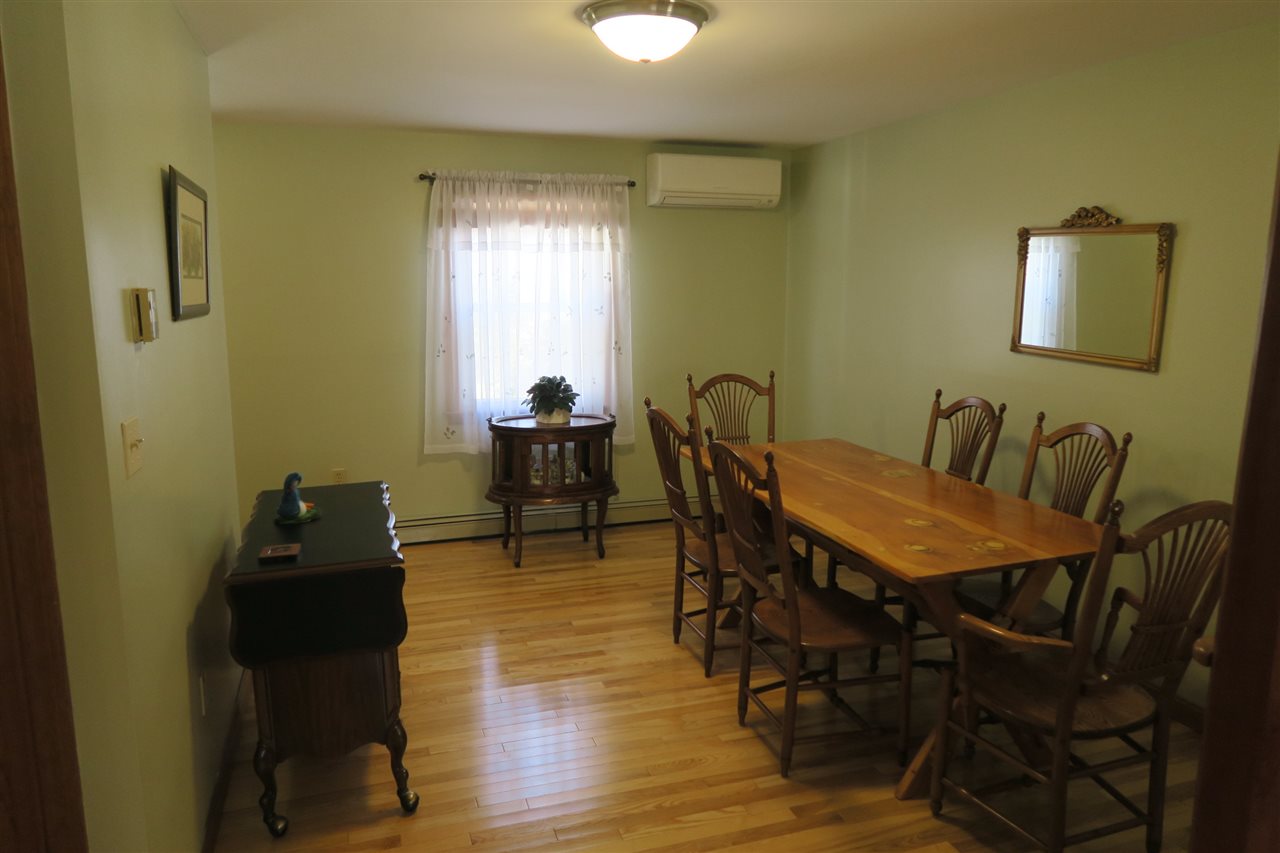 341 Middle Road Dover, NH 03820 - Photo 9 of 28