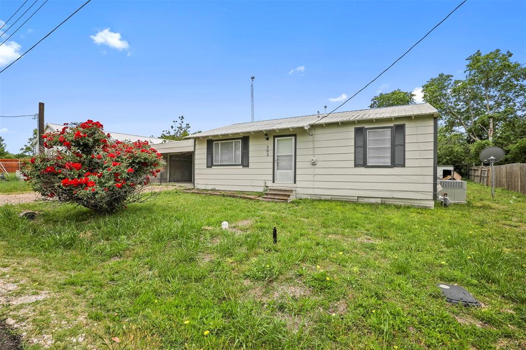303 West Davis Street Blue Ridge, TX 75424 - Photo 12 of 12
