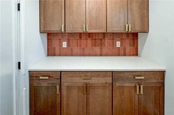 $1,165,000 | 426 West 57th Street, Kansas City, MO 64113