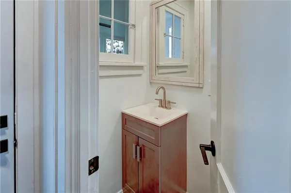 $1,165,000 | 426 West 57th Street, Kansas City, MO 64113