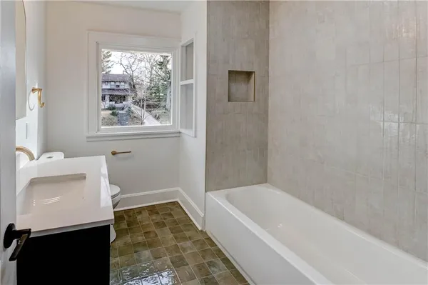 $1,165,000 | 426 West 57th Street, Kansas City, MO 64113