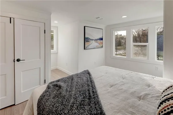 $1,165,000 | 426 West 57th Street, Kansas City, MO 64113