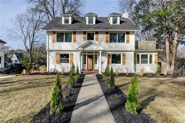 $1,165,000 | 426 West 57th Street, Kansas City, MO 64113