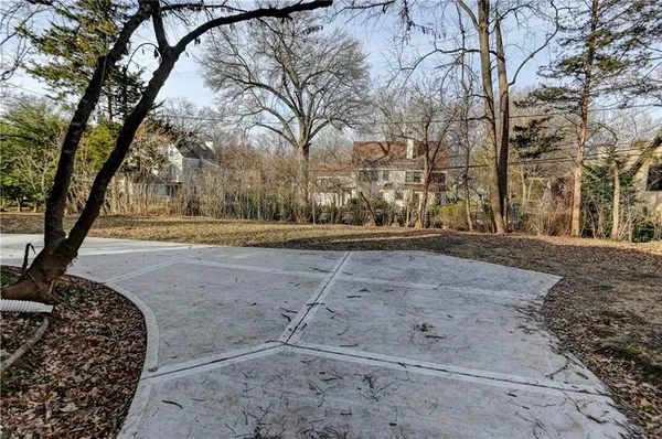 $1,165,000 | 426 West 57th Street, Kansas City, MO 64113