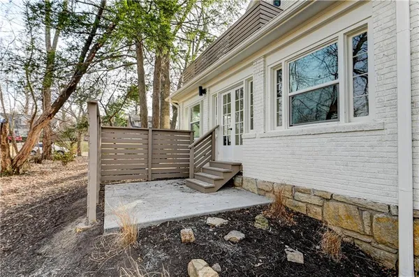 $1,165,000 | 426 West 57th Street, Kansas City, MO 64113