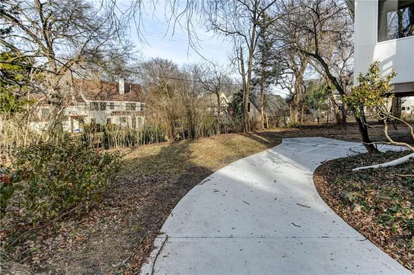 $1,165,000 | 426 West 57th Street, Kansas City, MO 64113