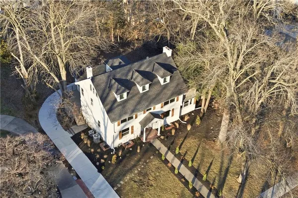 $1,165,000 | 426 West 57th Street, Kansas City, MO 64113