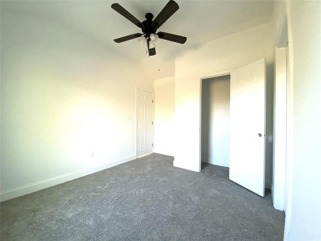 119 Ringo Drive Bridgeport, TX 76426 - Photo 7 of 10 an empty room