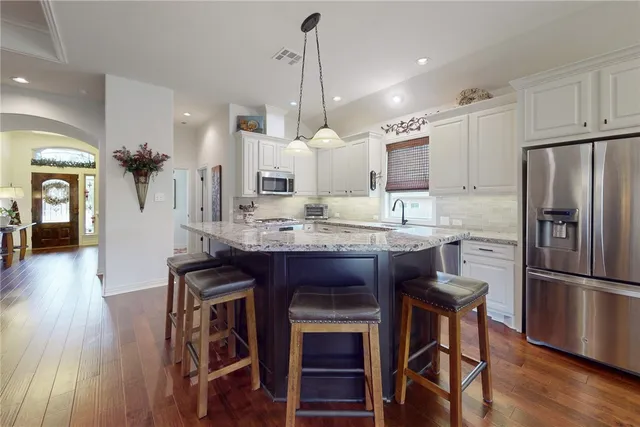 $545,500 | 3317 Fiddlers Green, Bryan, TX 77808