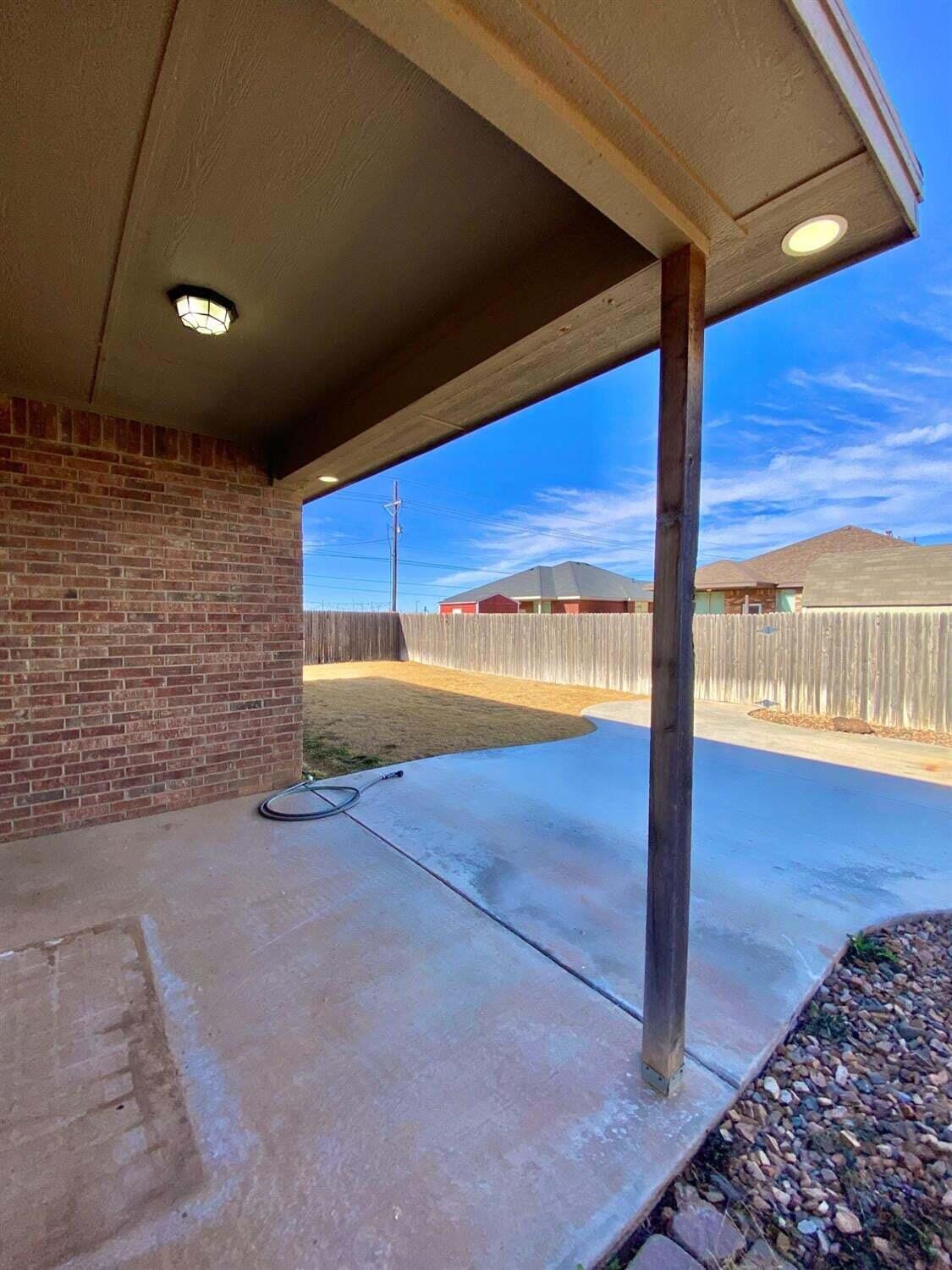 7810 86th Street Lubbock, TX 79424 - Photo 18 of 19 BY