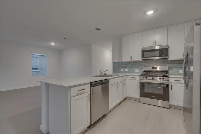 $2,150 | 2700 Wispy Crk Drive, Fort Worth, TX 76108