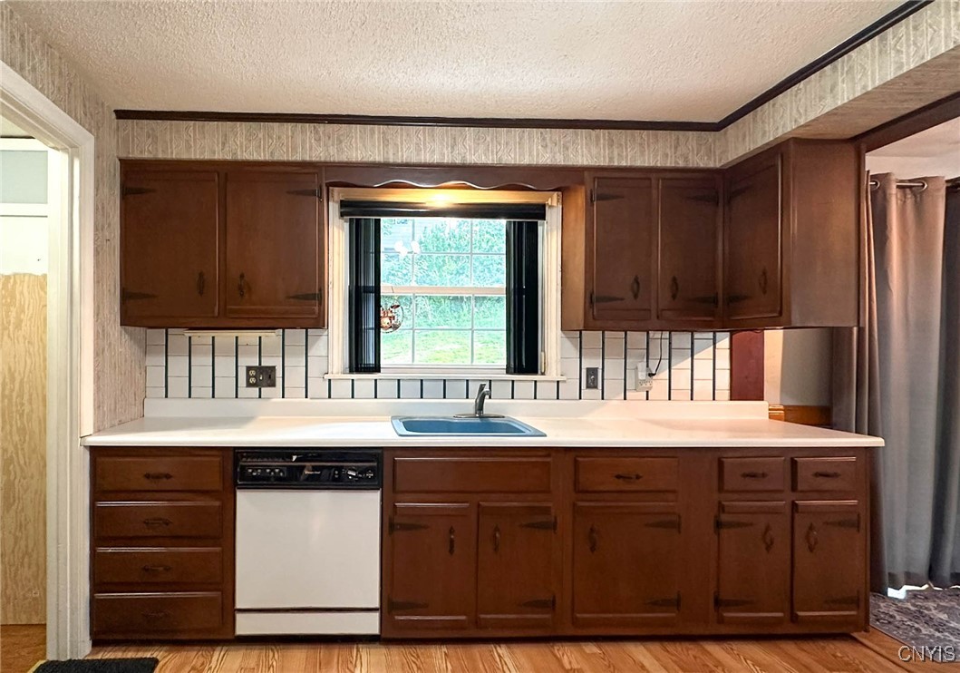 63 Higby Road Utica, NY 13501 - Photo 14 of 38