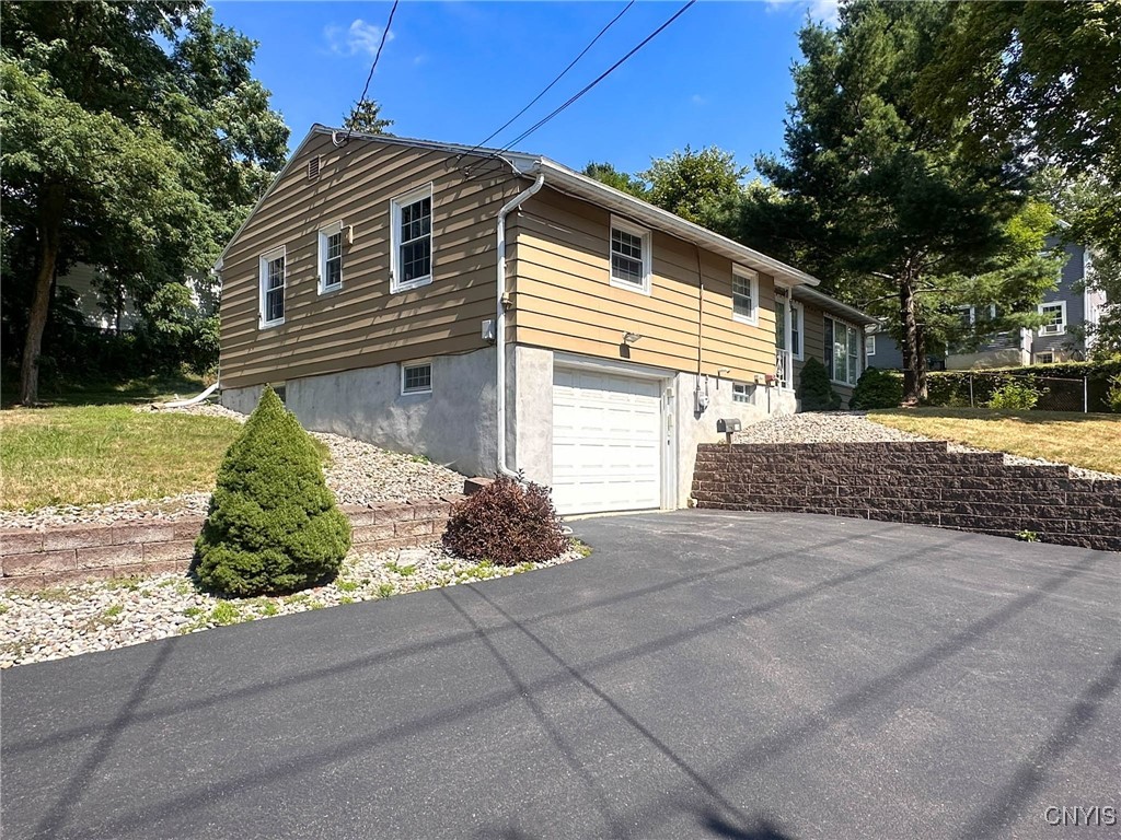 63 Higby Road Utica, NY 13501 - Photo 37 of 38