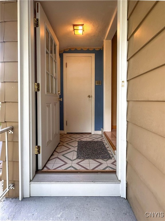 63 Higby Road Utica, NY 13501 - Photo 5 of 38