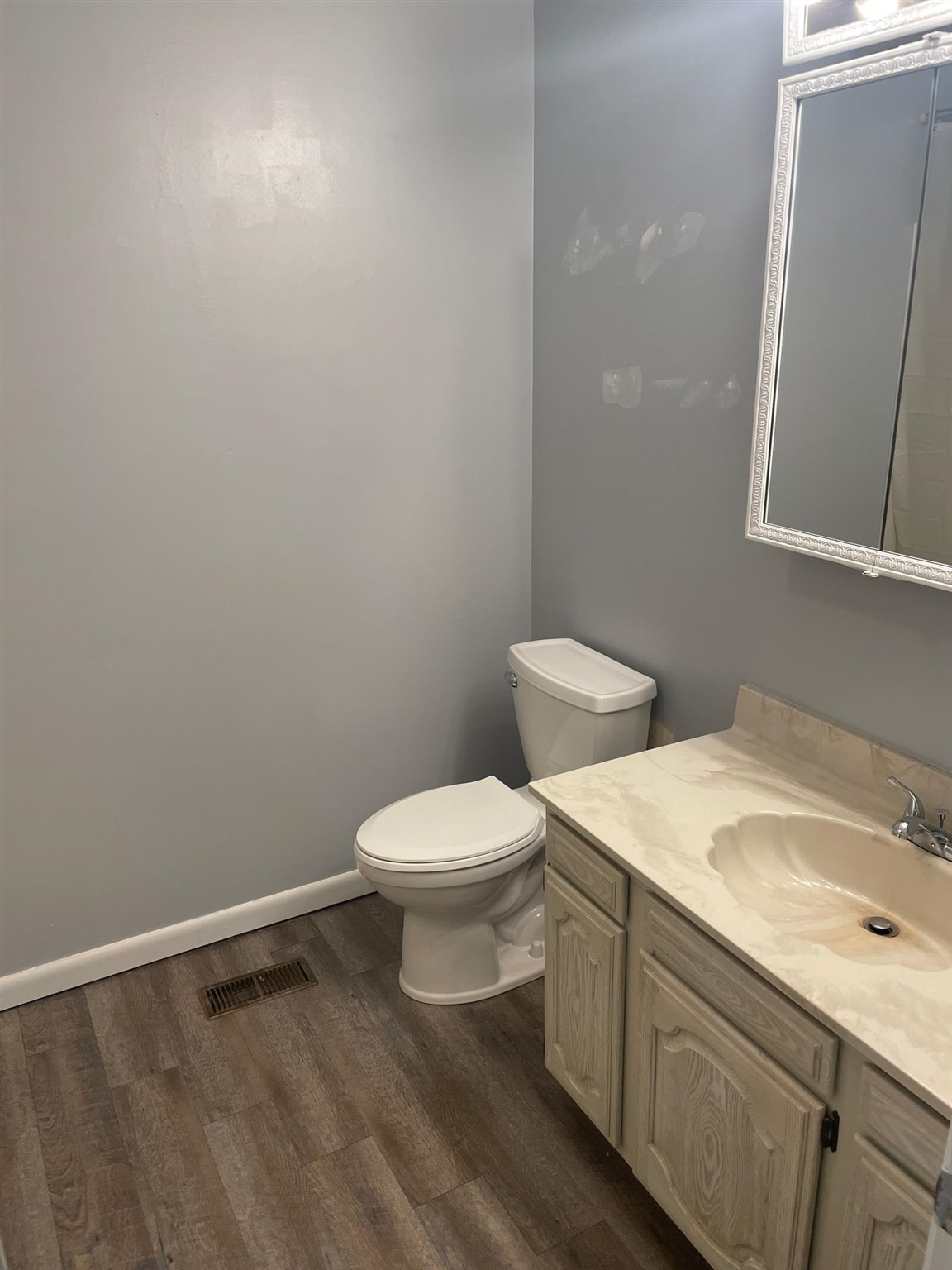 400 East Smithville Road Bloomington, IN 47401 - Photo 25 of 29 Gallery Image 25