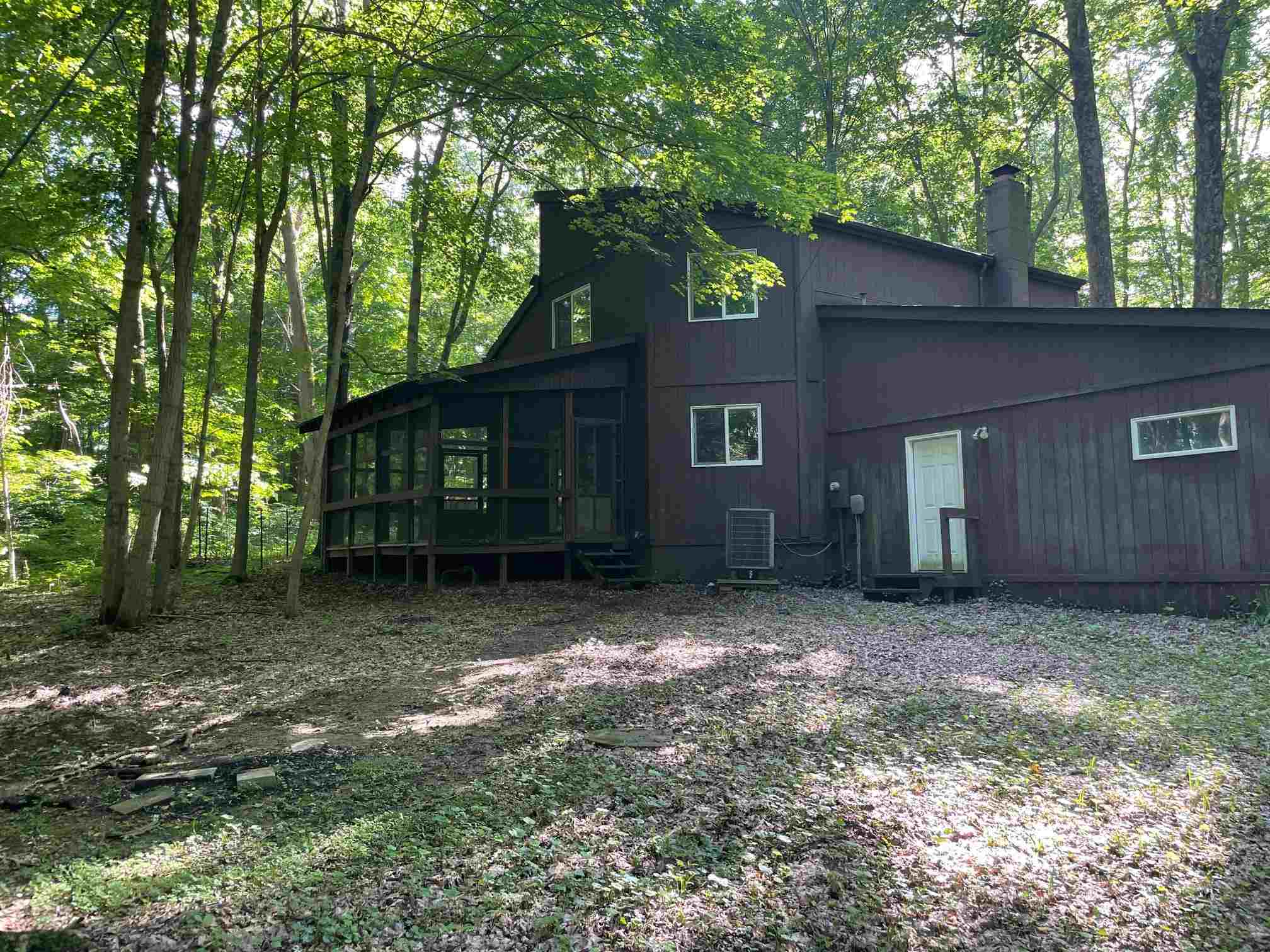 400 East Smithville Road Bloomington, IN 47401 - Photo 6 of 29 Gallery Image 6