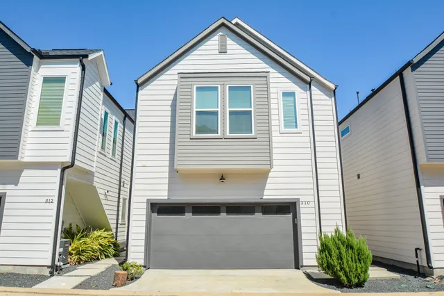$2,095 | 310 Cyclamen Street, Houston, TX 77018