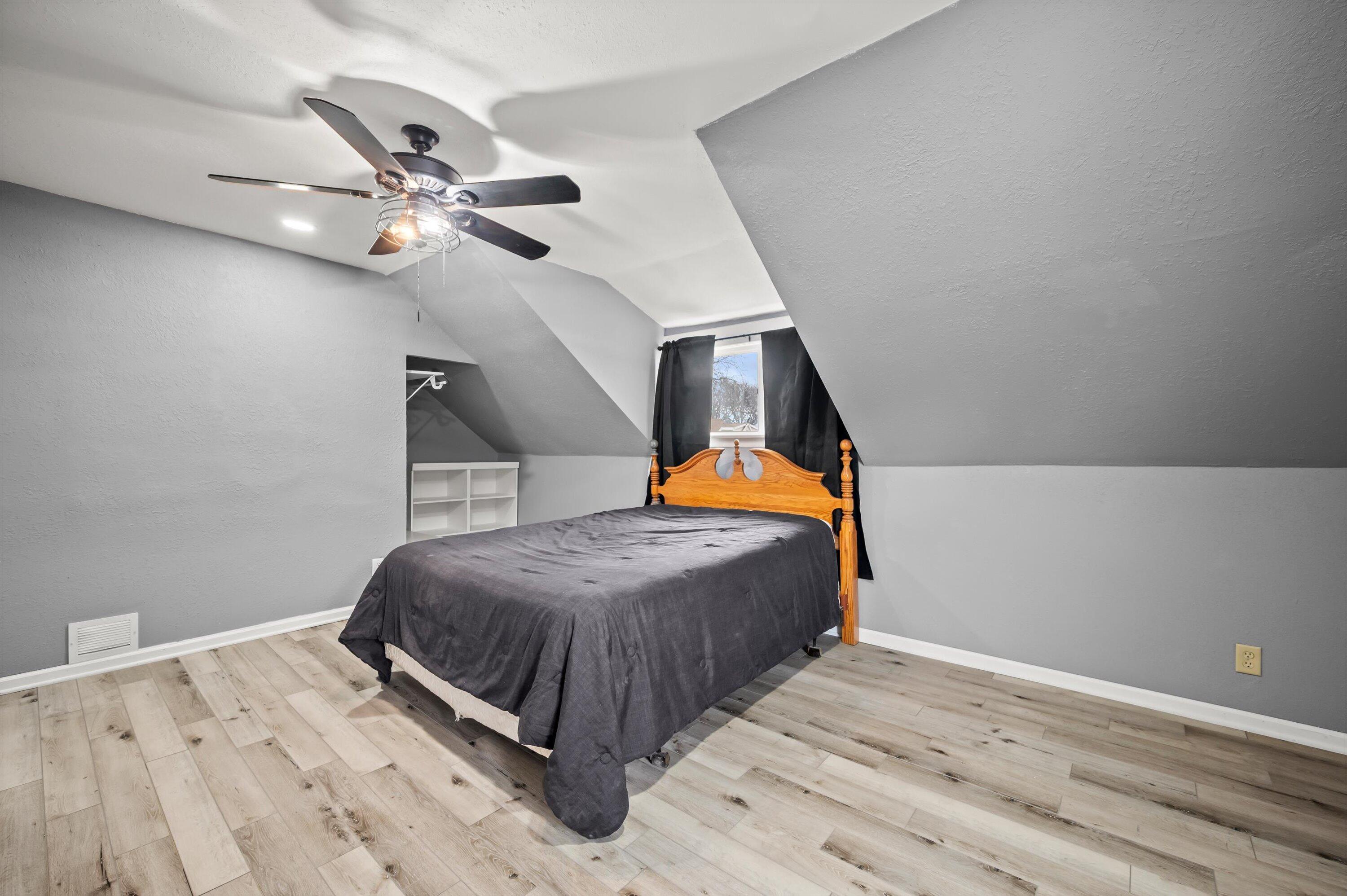 2058 South 36th Street Milwaukee, WI 53215 - Photo 24 of 28 25-Z62_8557