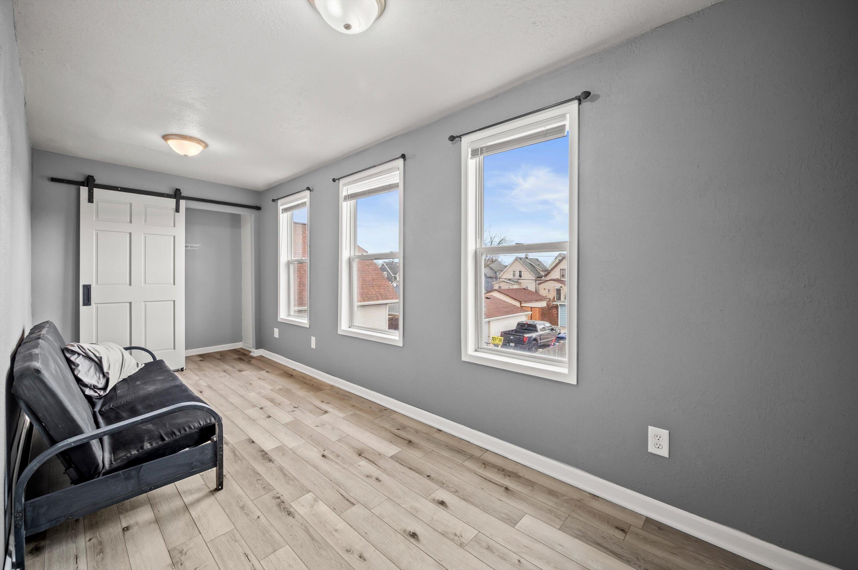 2058 South 36th Street Milwaukee, WI 53215 - Photo 25 of 28 26-Z62_8563